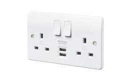 MK 13A 2G DP Switched Socket with 2 USB Outlets